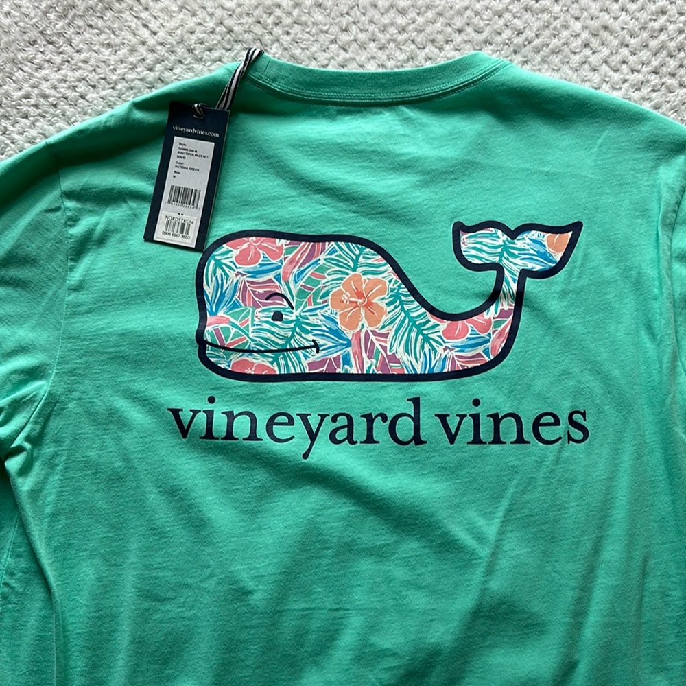Vineyard Vines Short-Sleeve Pocket Tee NWT